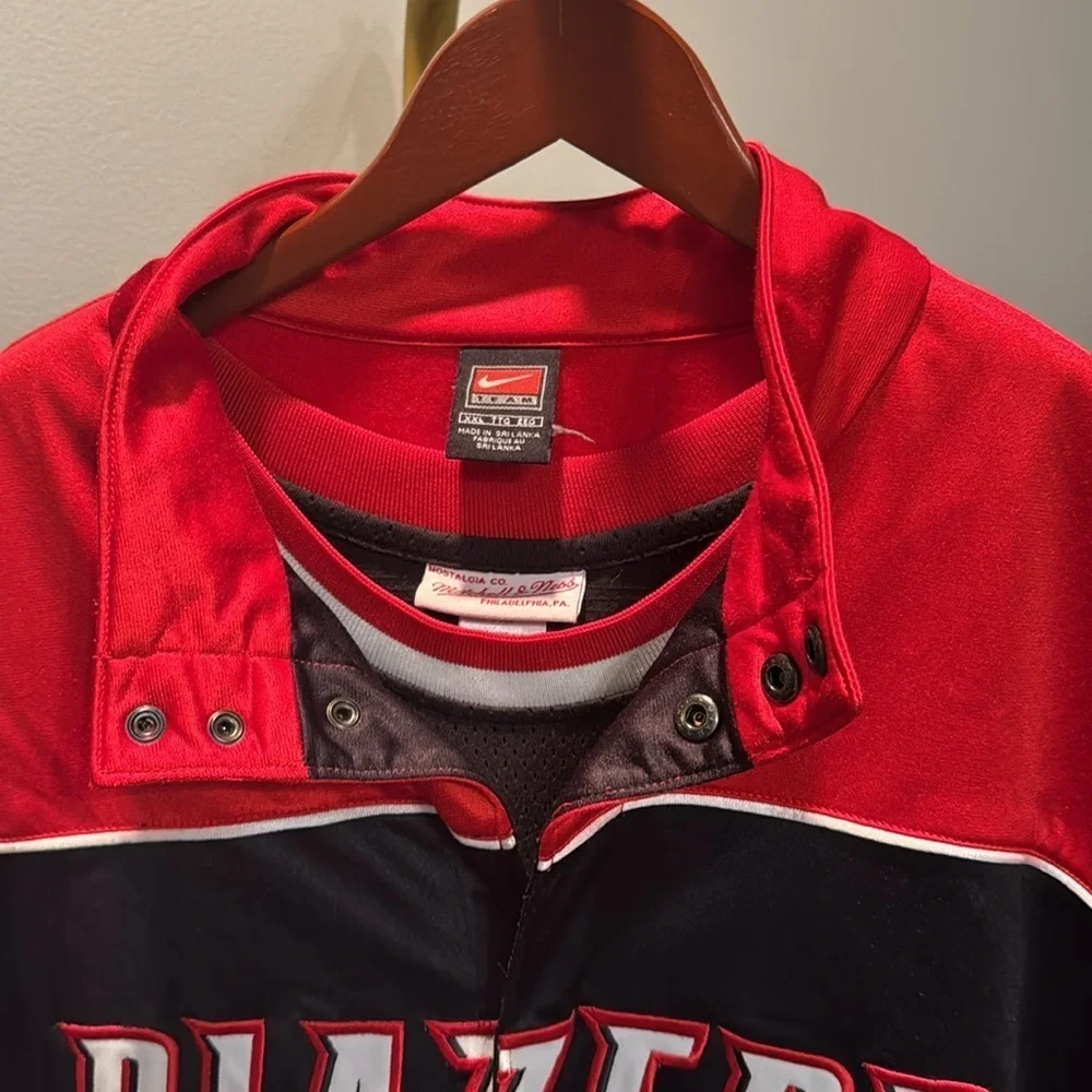 Portland Trail Blazers Clyde Drexler basketball set EUC XXL 56
